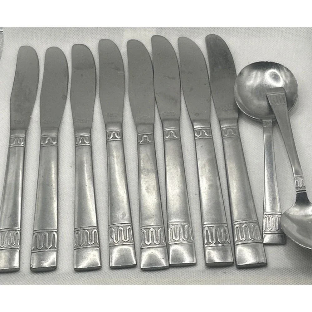 National Stainless Japan NST43 Stainless Flatware Silverware LOT OF 8 Knives